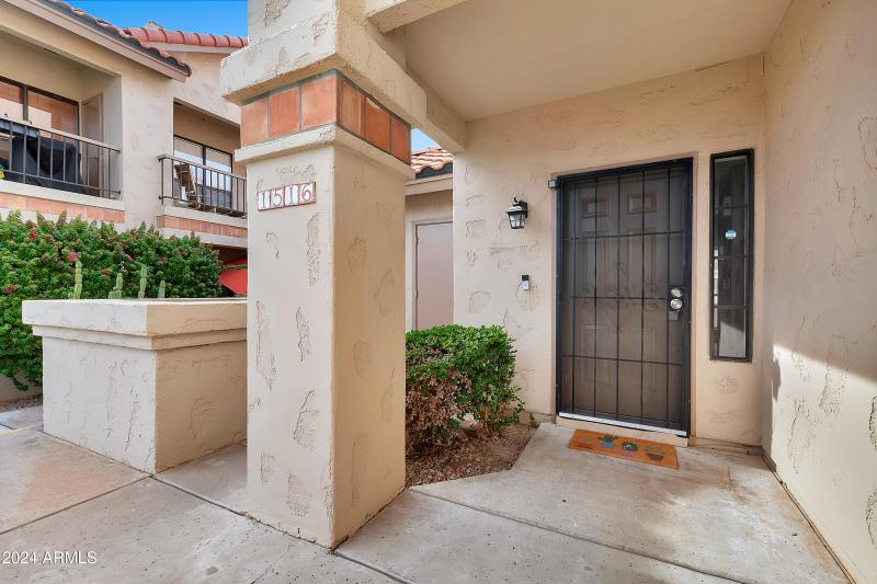 9711 E Mountain View Rd unit 1516-4