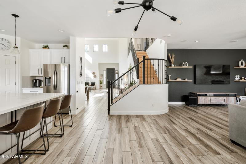 Living_Room_Photo_1