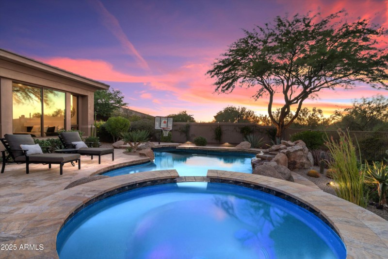 09-Jacuzzi View