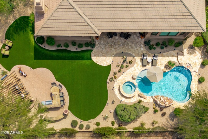 11-Backyard View