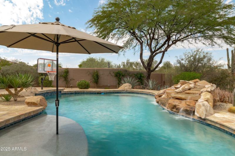 14-Pool View