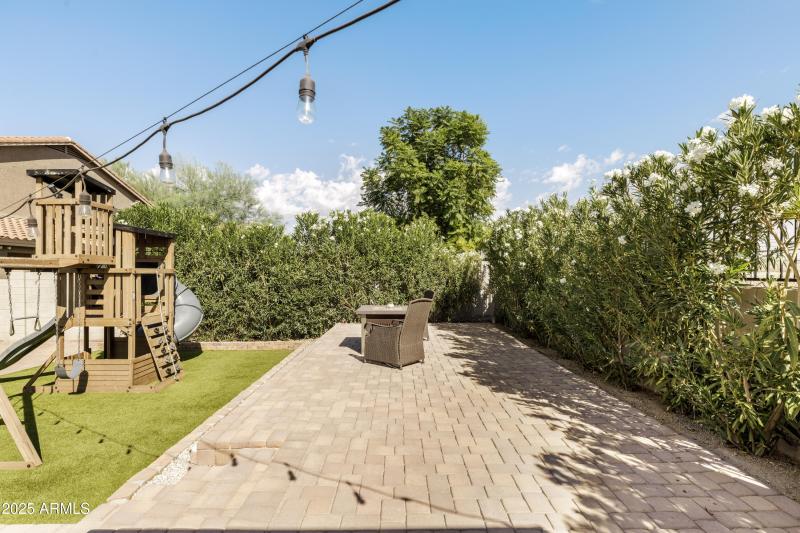 Backyard_Photo_2
