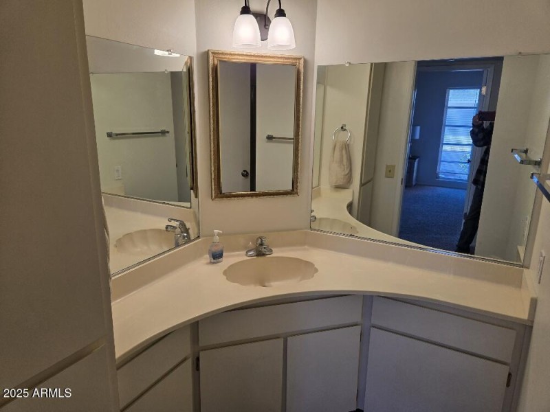 20250915_163435_resized