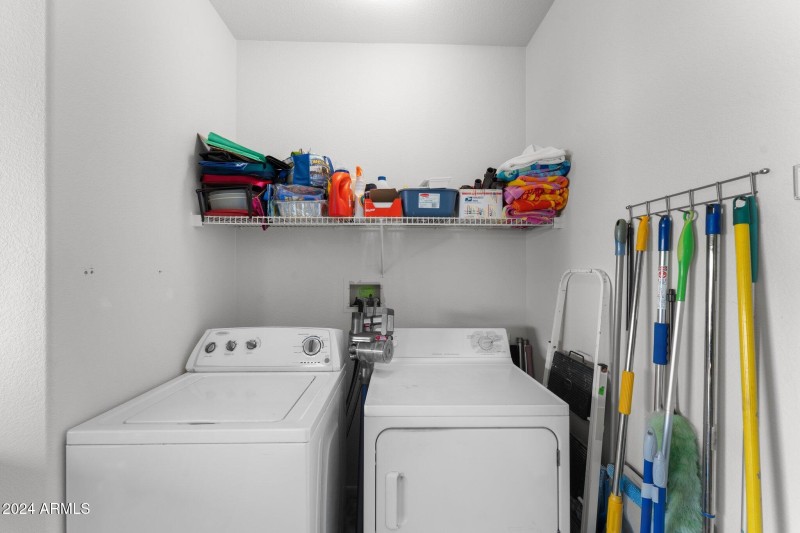 19558 N Desert Garden Dr