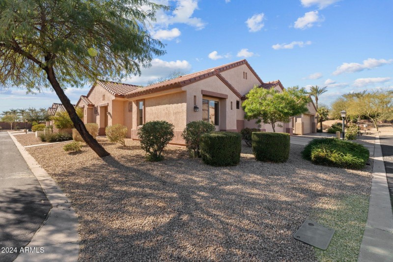 19558 N Desert Garden Dr