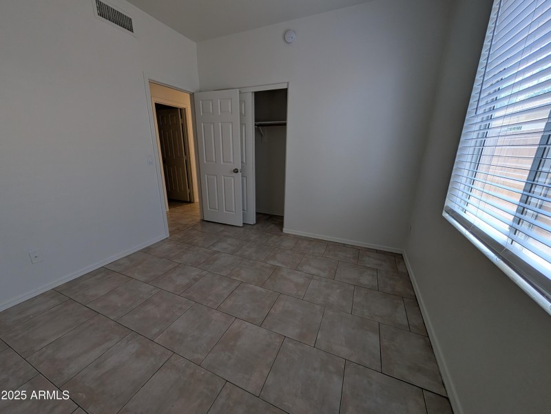 PXL_20250916_203206238