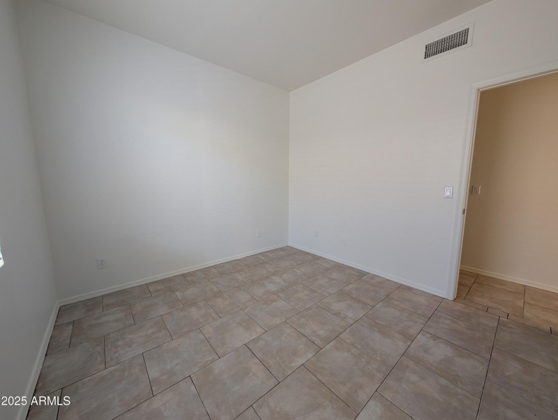 PXL_20250916_203215092