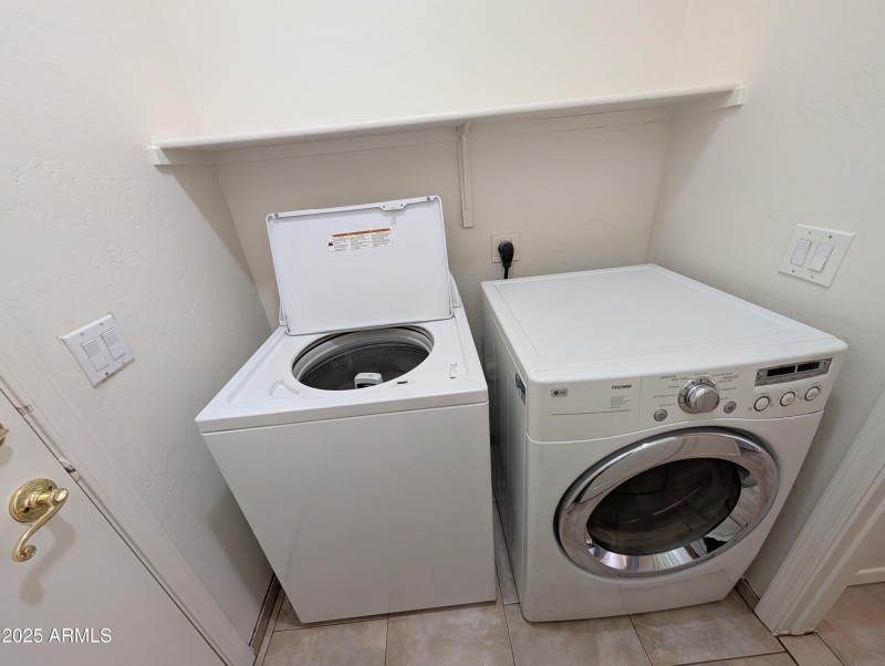 PXL_20250916_203236177