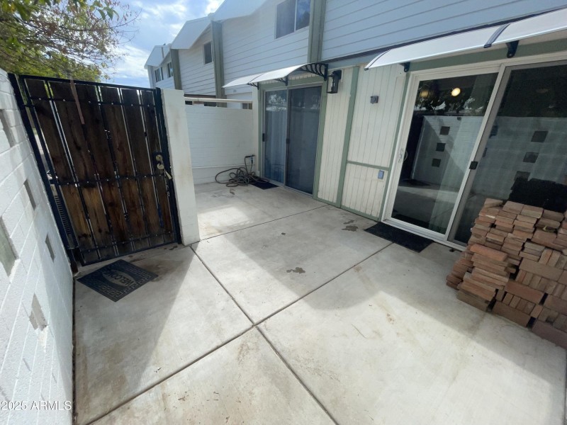 Patio- great space for pets.