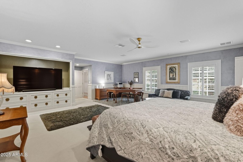 Relaxing Private Suite