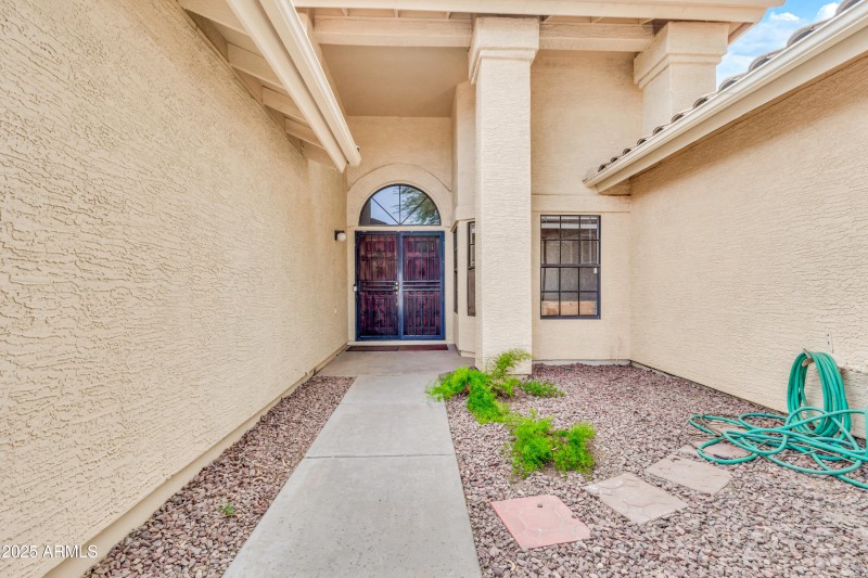205 E Stacey Ln-3