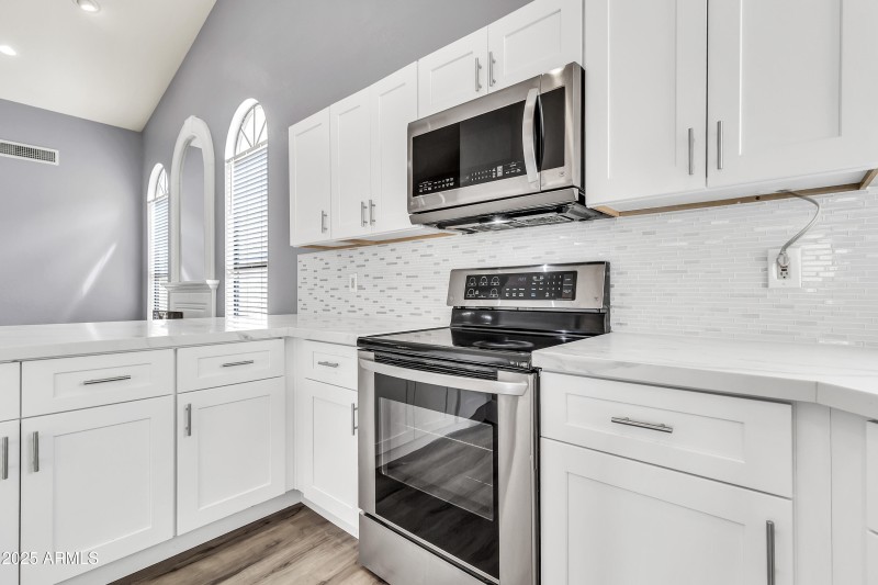 205 E Stacey Ln-13