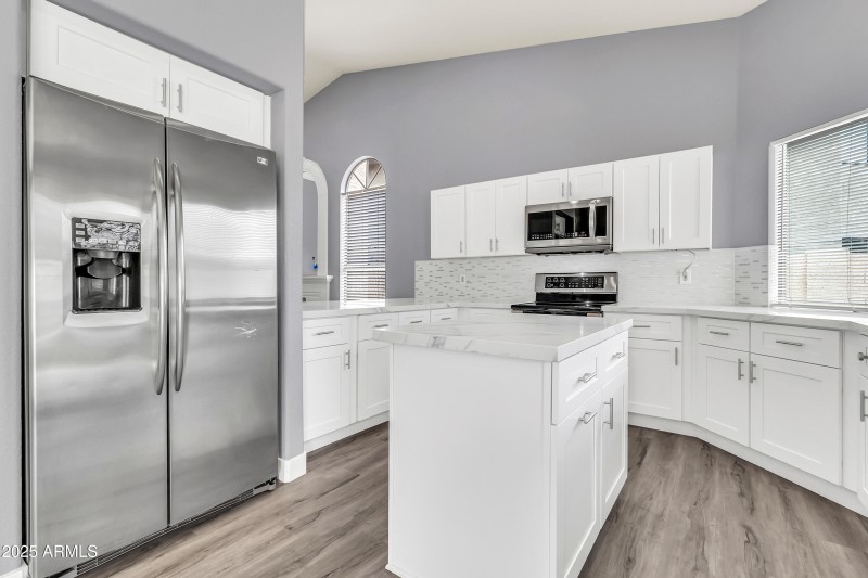 205 E Stacey Ln-14