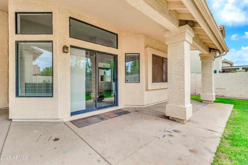 205 E Stacey Ln-49