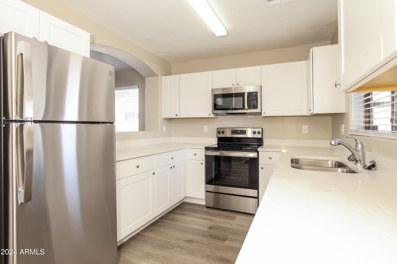 020-photo-kitchen-11963969