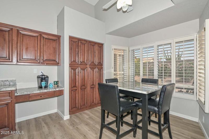 Breakfast Room