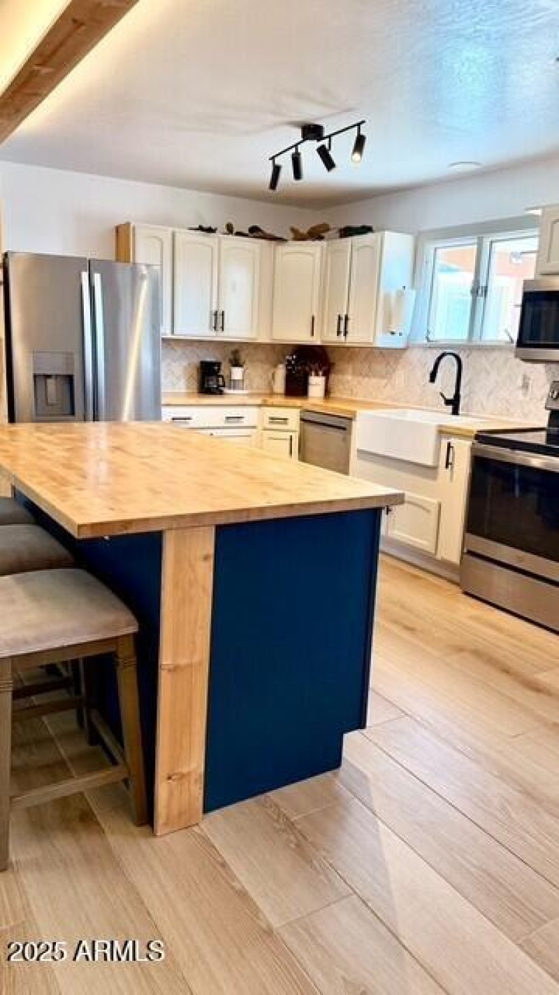 Kitchen 2