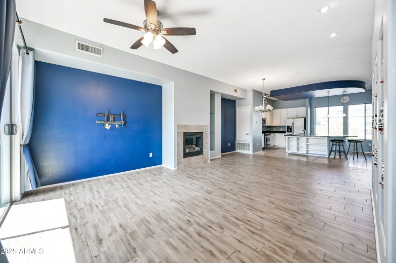 8-6745N93A1158-ocupix