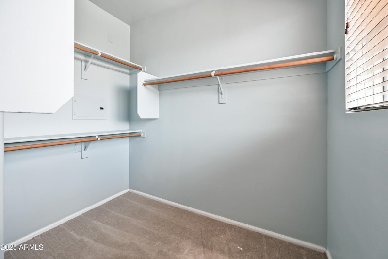 23-6745N93A1158-ocupix