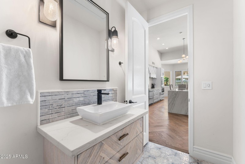 Powder room