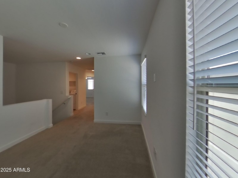 2_pc_9iav9OAc7d_P8FP3EsjZZ_layout_1