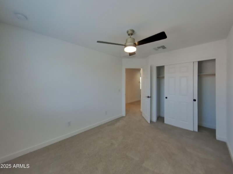 16_pc_jeHA2f5lXt_V7PyYm1uVG_layout_0