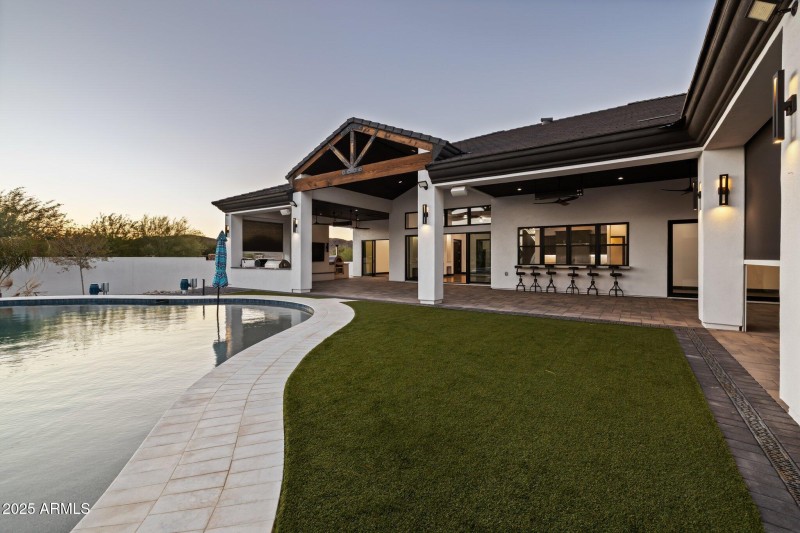 97-web-or-mls-3939-w-fox-rd