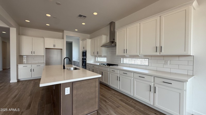 019 - Kitchen