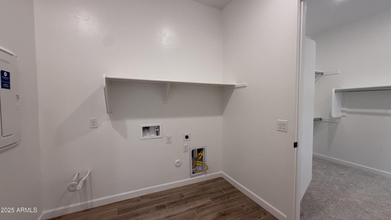 028 - Laundry Room