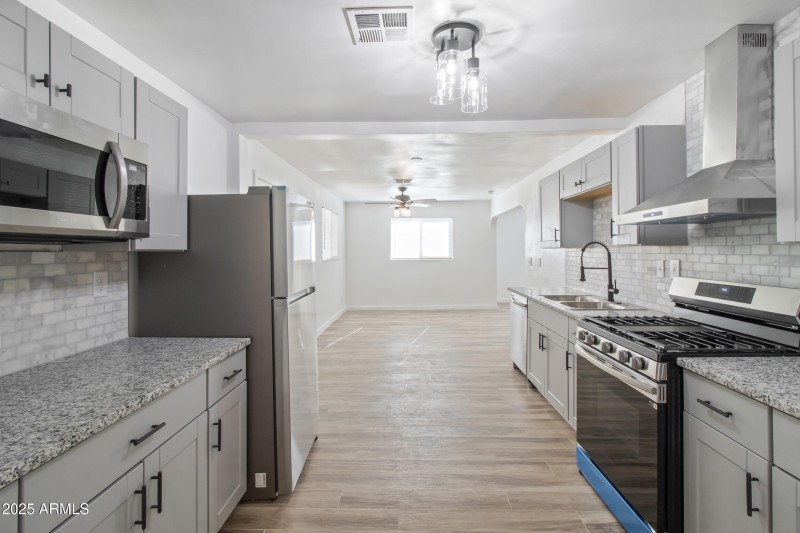 8_8815 n 30th ave phoenix az 8