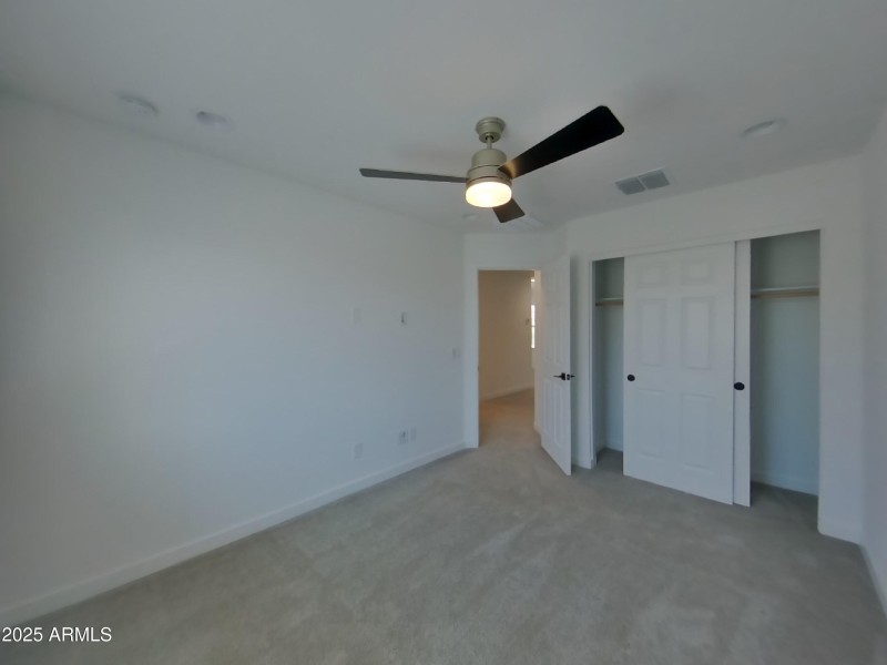 17_pc_eAjw2CpxtD_GWbWr2OPI5_layout_0