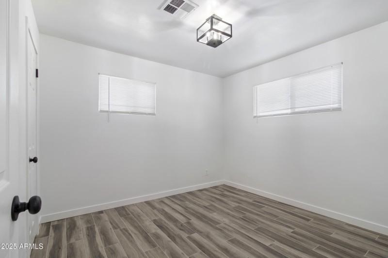 18_8815 n 30th ave phoenix az 18