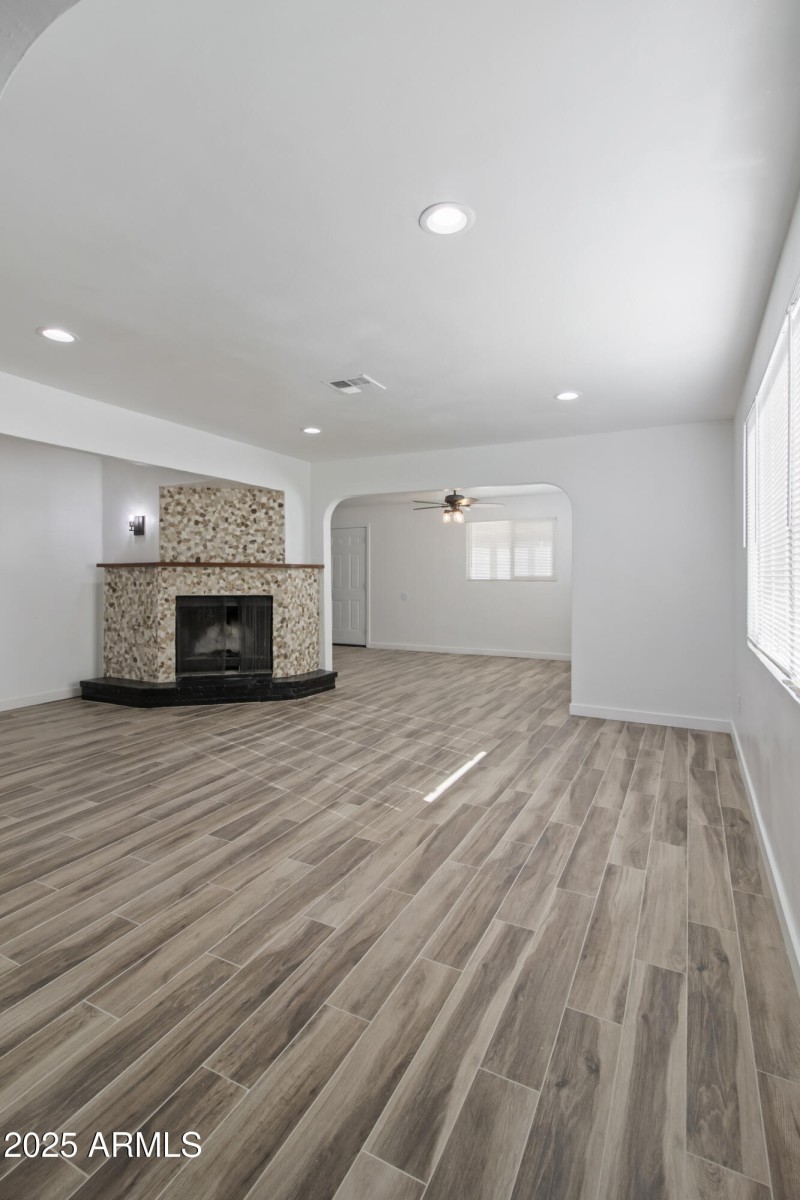 23_8815 n 30th ave phoenix az social med