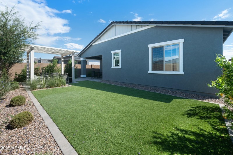 37-22808-E-Round-Up-Way-37