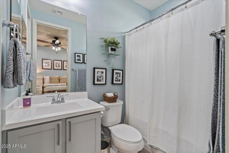 Bedroom 2 bathroom