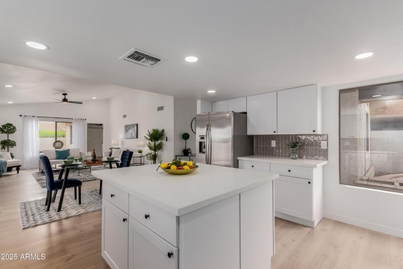 KITCHEN DR