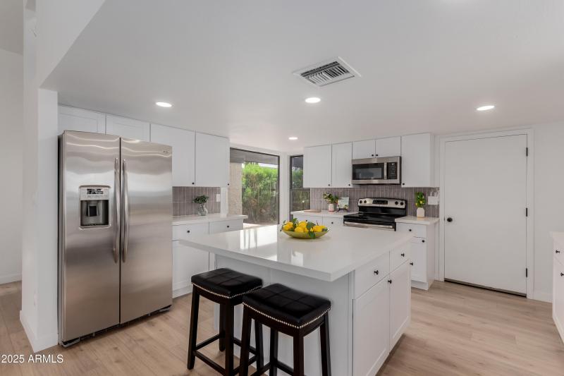 KITCHEN FRIDGE