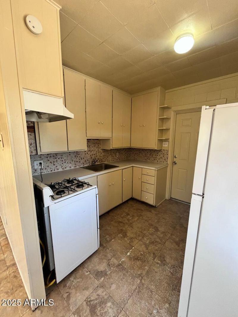 Fontana F Kitchen 2