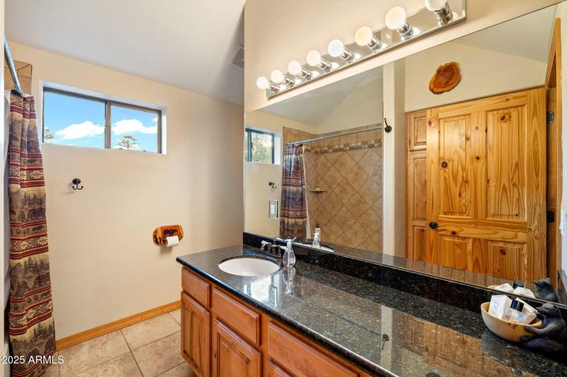 1466LowMountainTrail-HeberOvergaard-AZ-3