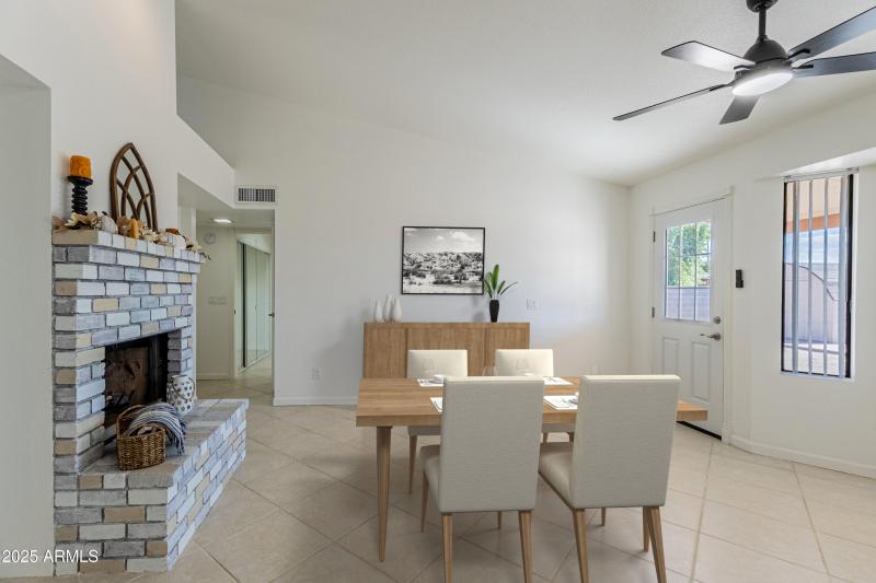 1626 N Pinnule Dining
