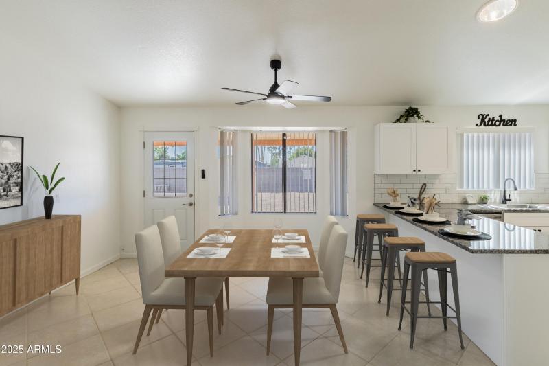 1626 N Pinnule DIning kitchen