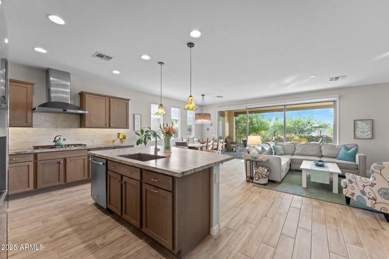 4545 Tenderfoot Way