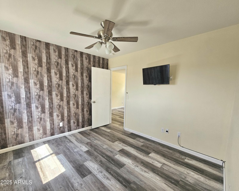 Upstairs Bedroom 2