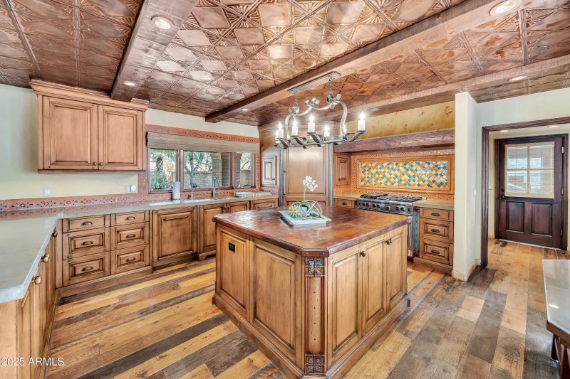 Kitchen 3