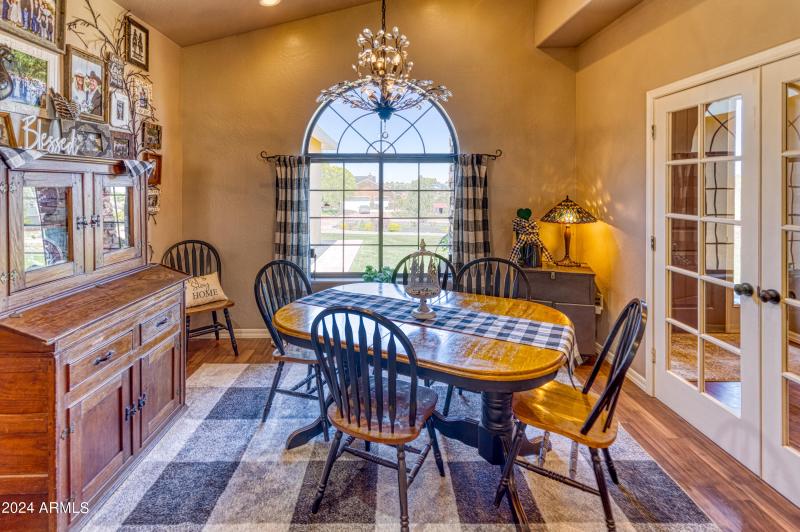 Formal Dining