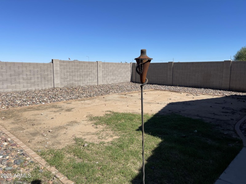 20221024_184506443_iOS