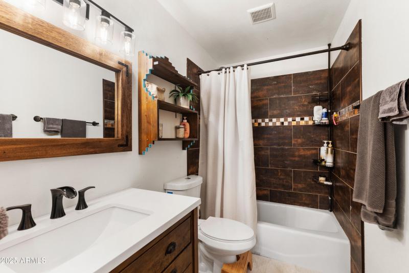26-Bathroom 2