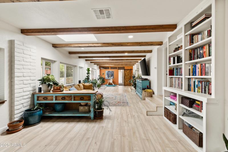 30-Family Room