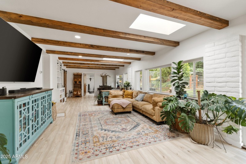 31-Family Room