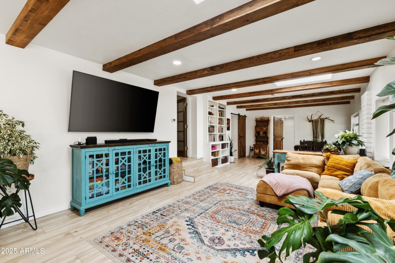 32-Family Room